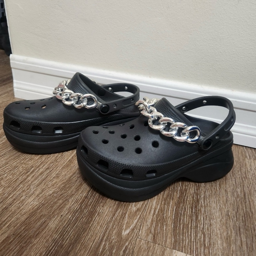 Crocs with chain